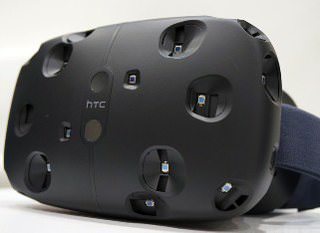 Valve анонсировала начало поставок VR-шлема HTC Vive Developer Edition