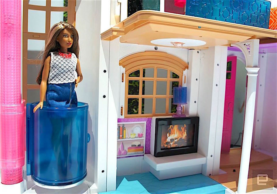 Mattel сделала «умный дом» для Барби