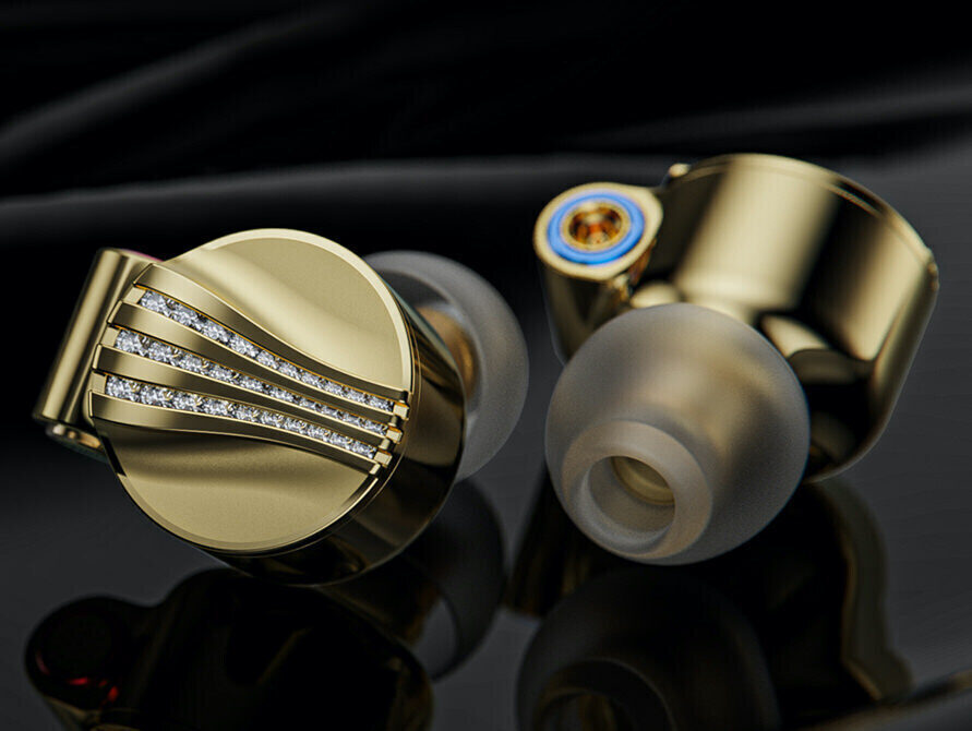 FiiO выпустила наушники FDX с диффузорами из чистого бериллия в 24-каратном золоте со стразами к 14-летию