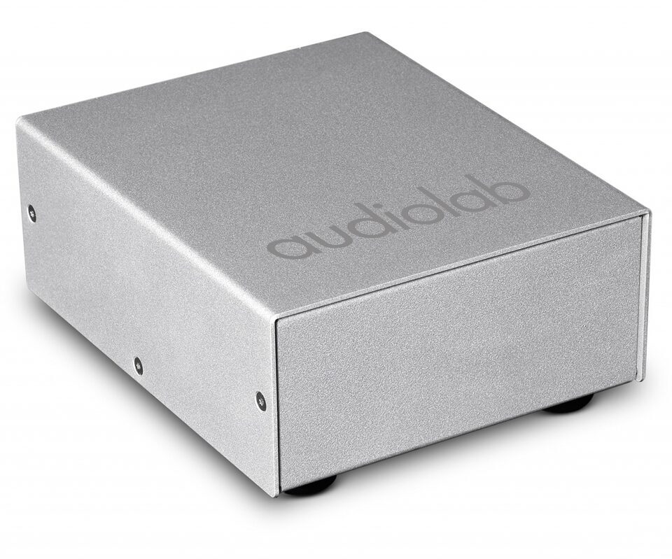 Audiolab DC Block: блокиратор постоянного тока и сетевой фильтр RFI/EMI