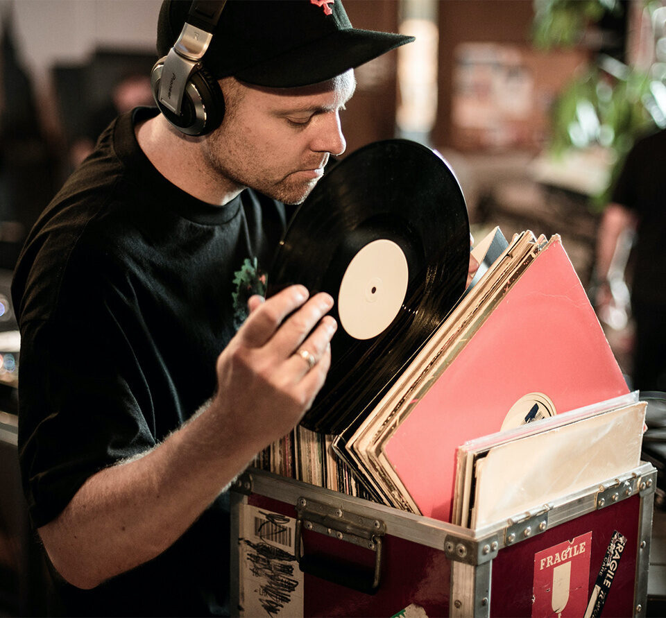 DJ Shadow переиздаст «Endtroduction» к 25-летнему юбилею альбома