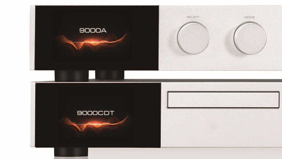 Флагманская серия Audiolab 9000: пока — интегральник 9000A и CD-транспорт 9000CDT