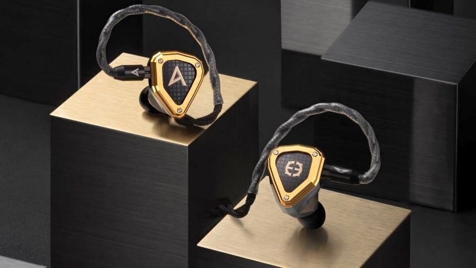 IEM Astell&Kern x Empire Ears Novus: 13 драйверов в 600-х экземплярах