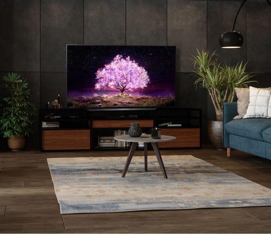 Стартовали продажи самого большого 4К OLED-телевизора LG c диагональю 83 дюйма