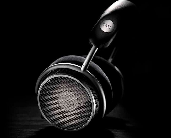 Открытые наушники Grell OAE2: эмуляция звучания колонок