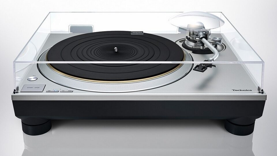 Вертушка Technics SL-1300G — начало серии Grand Class